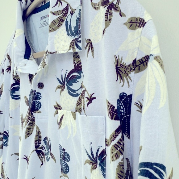 UNTUCKit Men’s Fuder Regular Fit Blue and White Casual Tropical Shirt - Picture 4 of 5